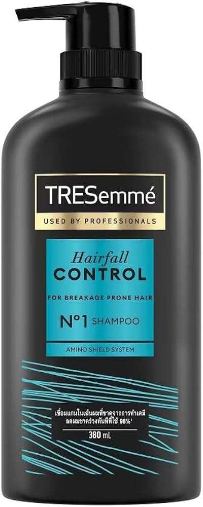 TRESemmé Rich Moisture Salon Shampoo 380ml